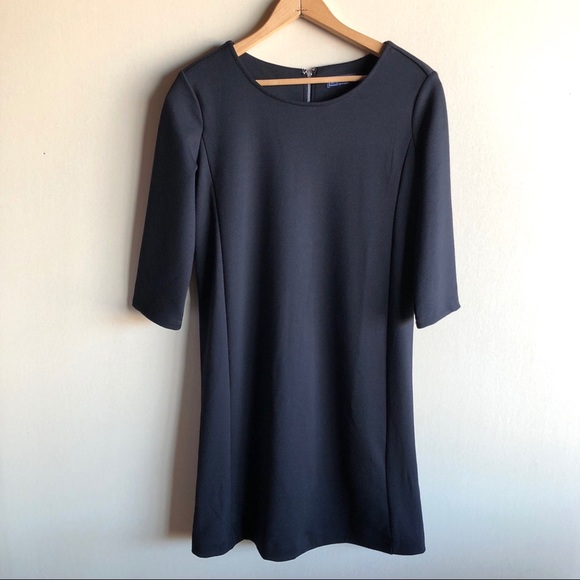 GAP Dresses & Skirts - GAP black shift dress with three quarter sleeves